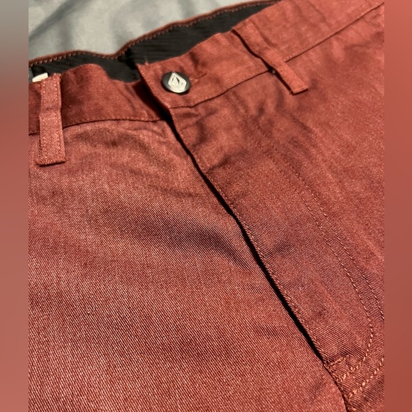 Men’s Volcom Chino Shorts Size 30 - Picture 2 of 5